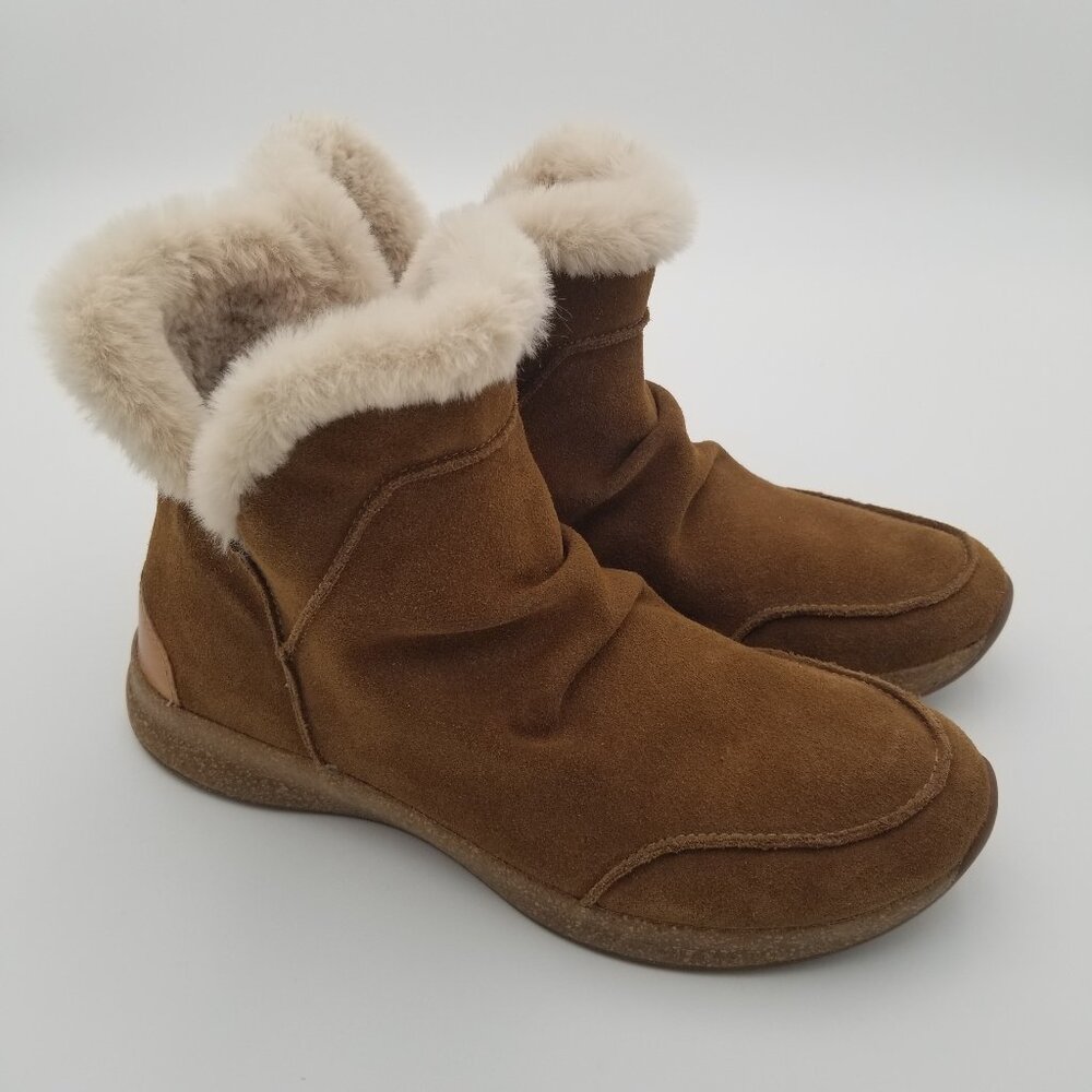 NWOT Taos Future Mid Chestnut Suede Leather Boots Women's Size 10 Faux Fir Lined